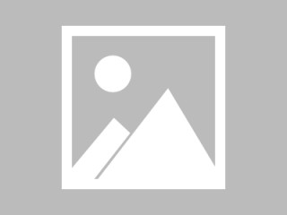 关于多支球队争夺最终胜利的比赛激烈异常的信息